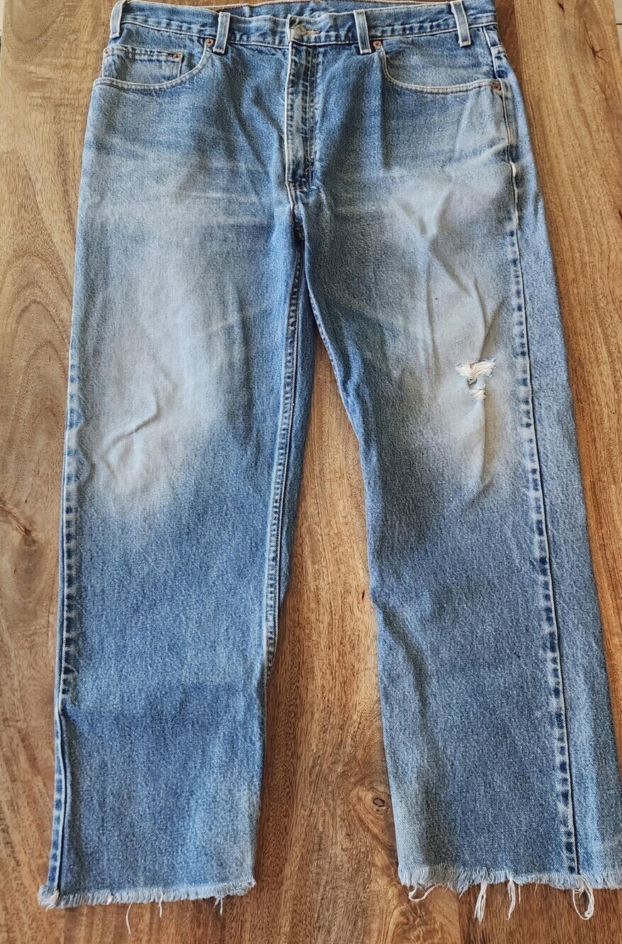 Vintage Levi's 505 Jeans Mens 38x30 Blue Straight Distressed Raw Hem 2000s